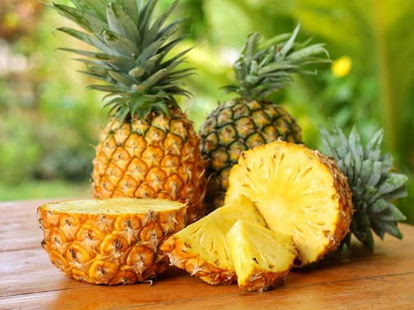 buah nanas