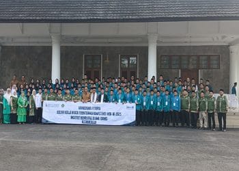 118 Mahasiswa INU di lepas Bupati Ciamis dalam KKN 2025
