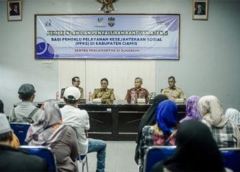 Kemensos Salurkan Bantuan ATENSI untuk Penyandang Disabilitas di Ciamis, Bupati Semoga Meningkatkan Kesejahteraan!