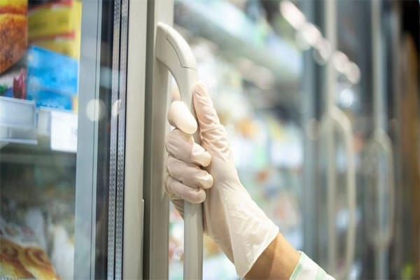 7 Cara Menyimpan Daun Katuk agar Tahan Lama Hindari Paparan Cahaya - penyimpanan sayuran