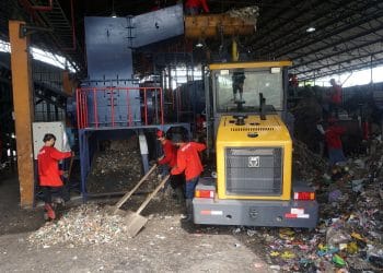 sampah menumpuk banyumas