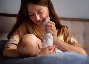 8 Cara Ampuh Mengatasi ASI Encer pada Ibu Menyusui