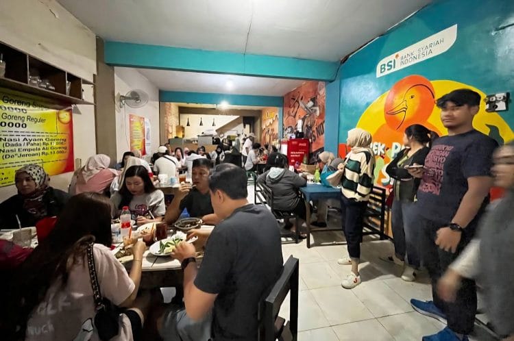 tempat makan legendaris Surabaya