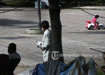 Taman Olahraga Rumbai Jadi Pusat Kuliner dan Pakaian di Pekanbaru