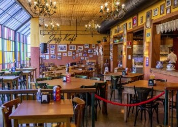 Kafe Anak Muda Terbaik di Cicalengka dengan Pemandangan Indah dan Suasana Nyaman