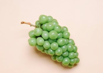 Asal-usul Makan 12 Anggur Hijau Tahun Baru