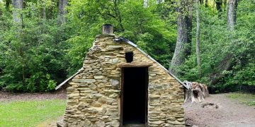 Arrowtown, Wisata dan Olahraga di Tambang Emas