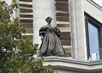 Pembuat Program Komputer Pertama adalah Perempuan