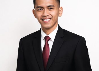 Narasi Manis, Realita Pahit