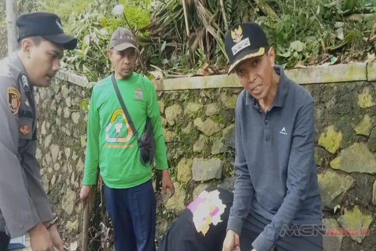 Kegiatan Jumat Bersih