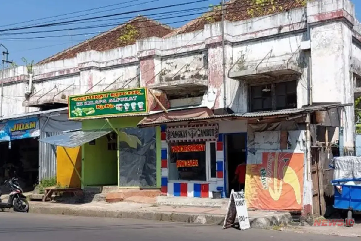 Daftar lengkap