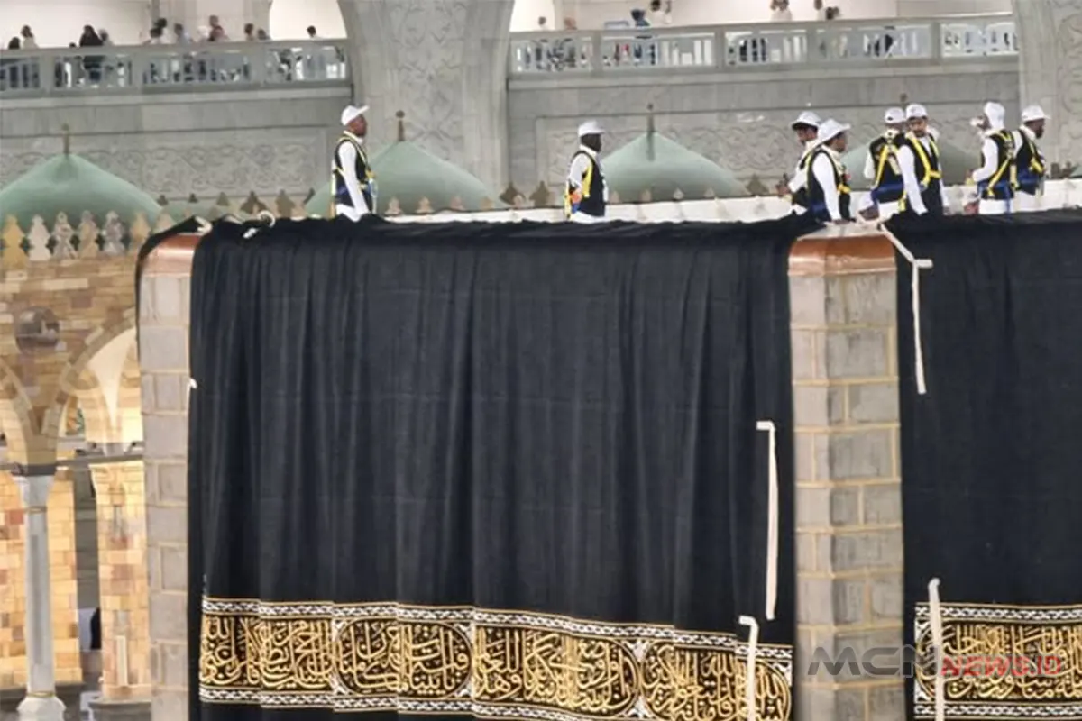 kain Kiswah penutup Ka’bah
